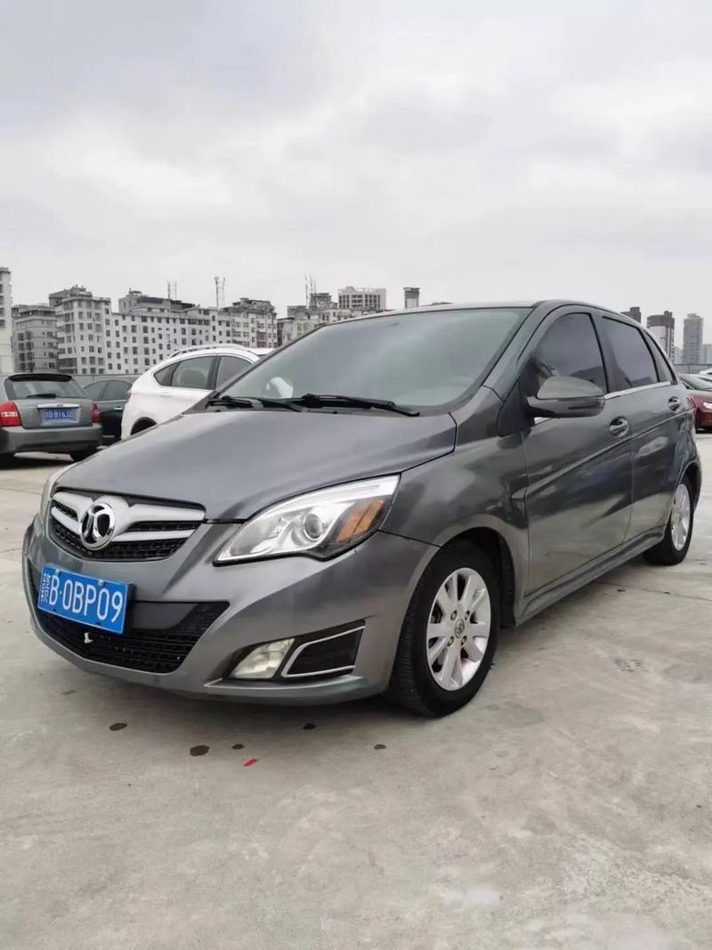 北汽绅宝e150(北汽绅宝e150参数)