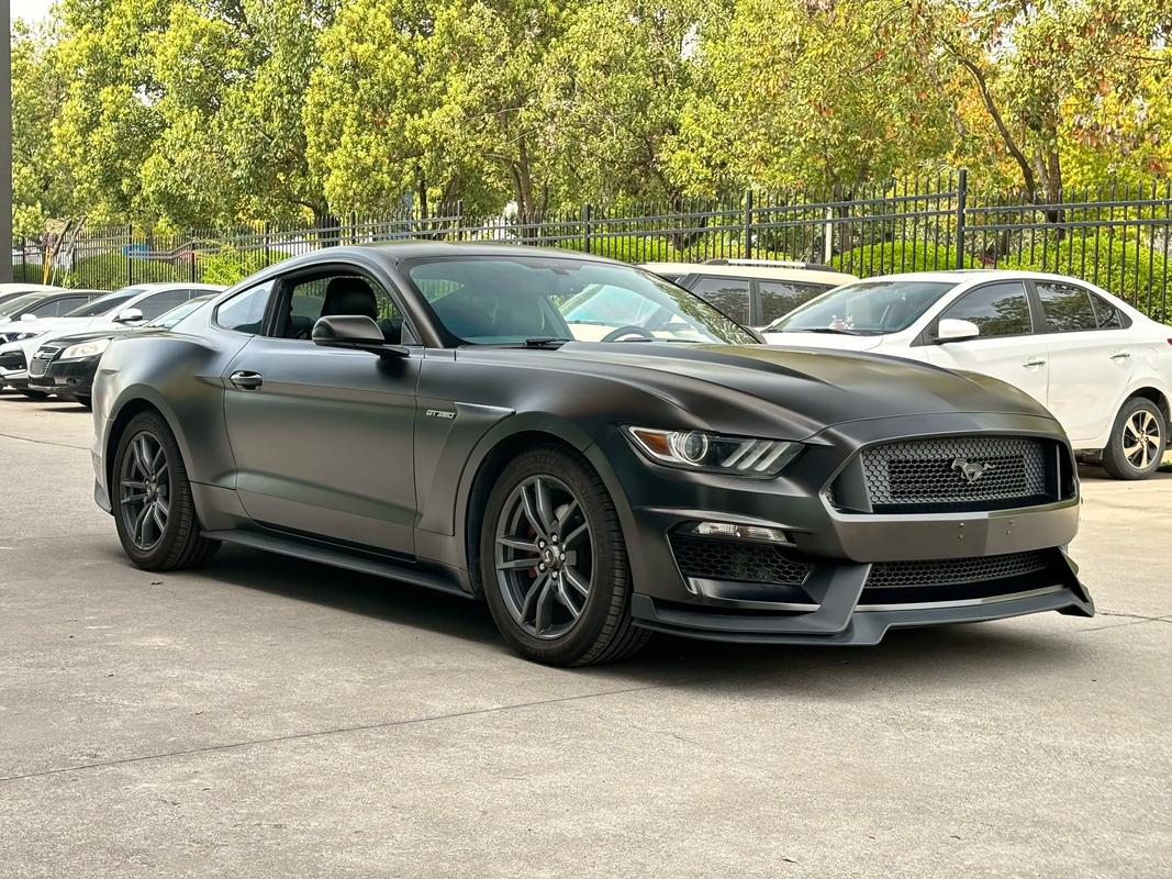 福特野马两门跑车多少钱 福特野马两门跑车多少钱一辆