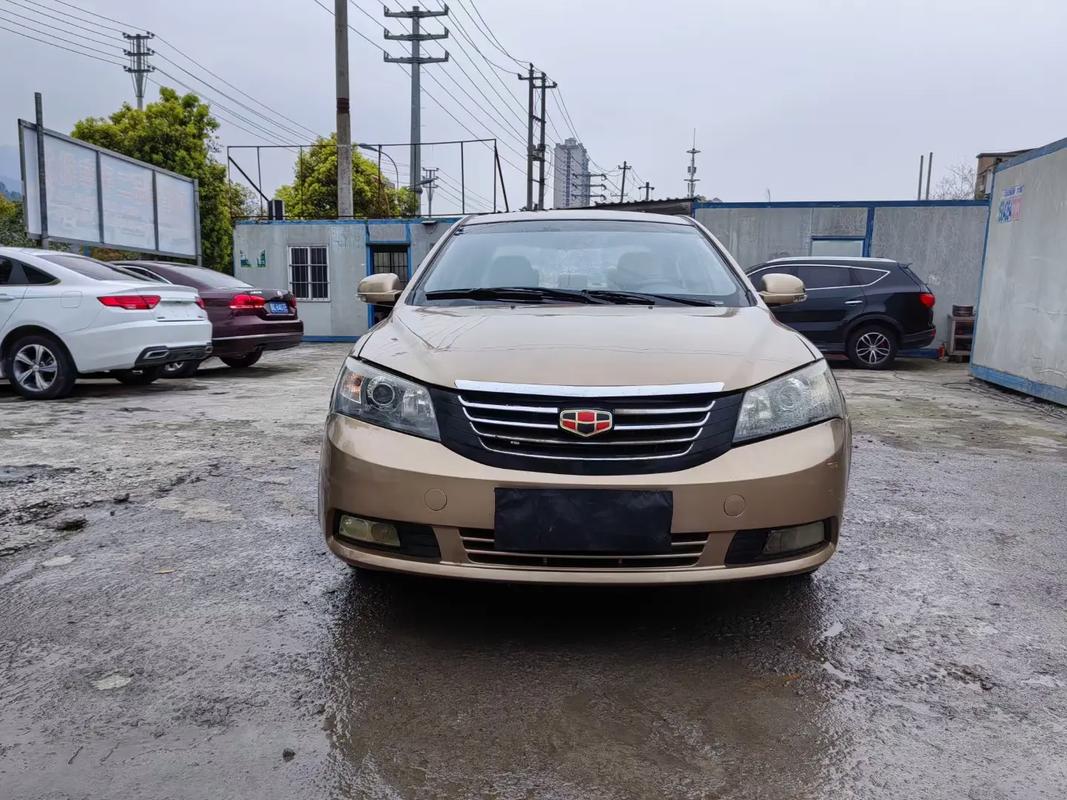 10年二手吉利718能买吗(吉利帝豪718二手车11年车)