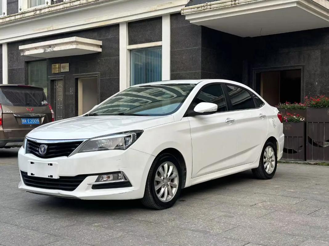 【长安悦翔v7配置参数表,长安悦翔v7高配】