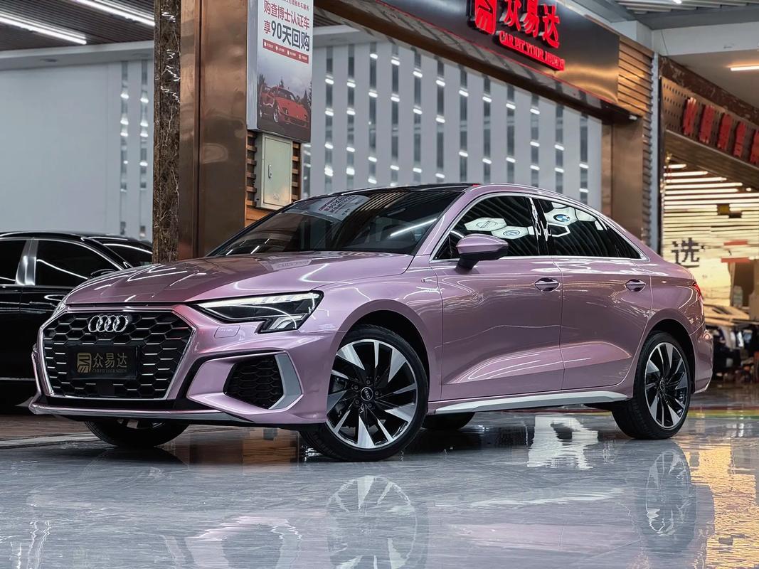 【奥迪三厢车图片及报价,奥迪三厢车都有哪些款】