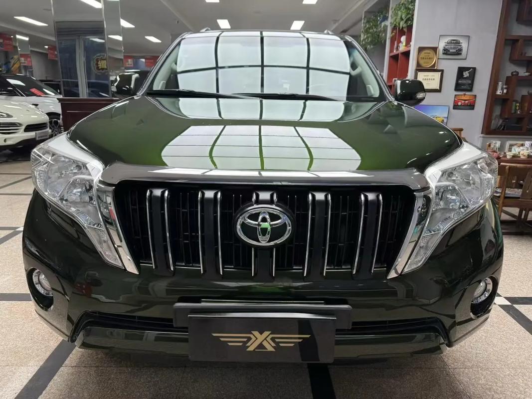 丰田霸道多少钱一辆大概价格(丰田霸道多少钱一辆大概价格图片)