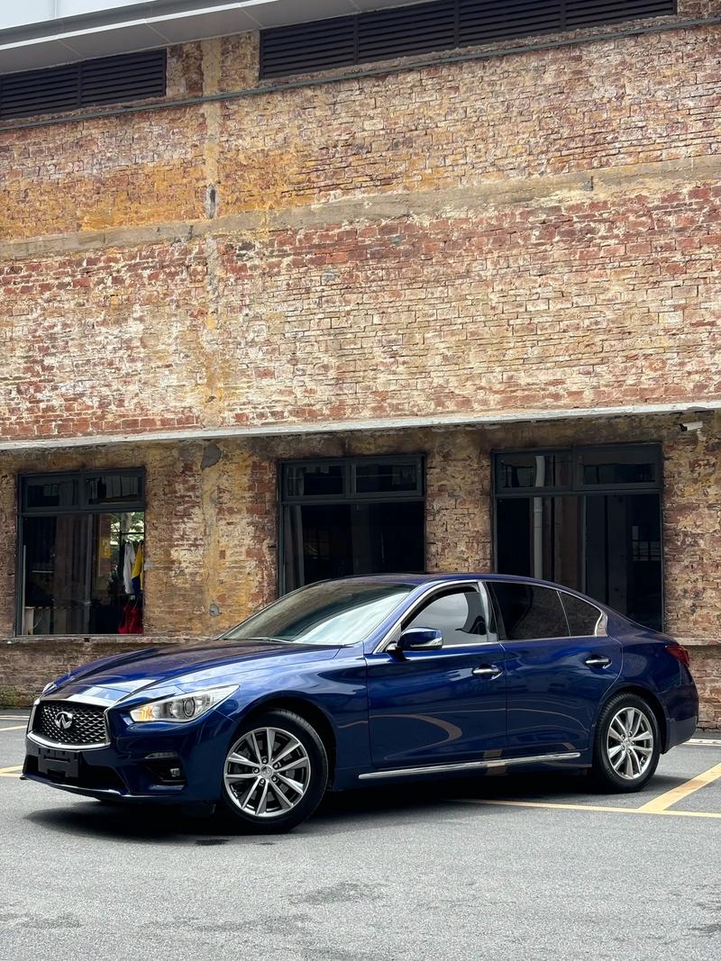 英菲尼迪q50l是b级车吗 英菲尼迪q50l什么级别