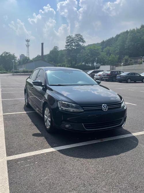 速腾2012款最新报价(速腾2012款多少钱)