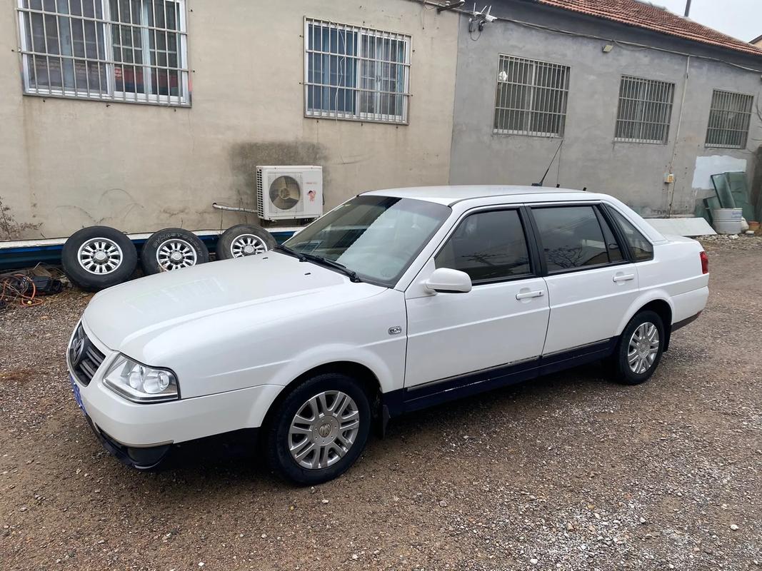 14年志俊报价及图片 14年志俊二手车多少钱