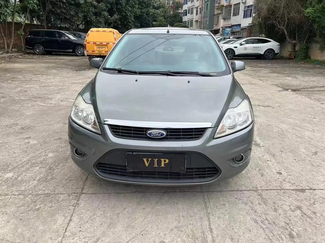 2009年福克斯值多少钱 09年福克斯二手车价格