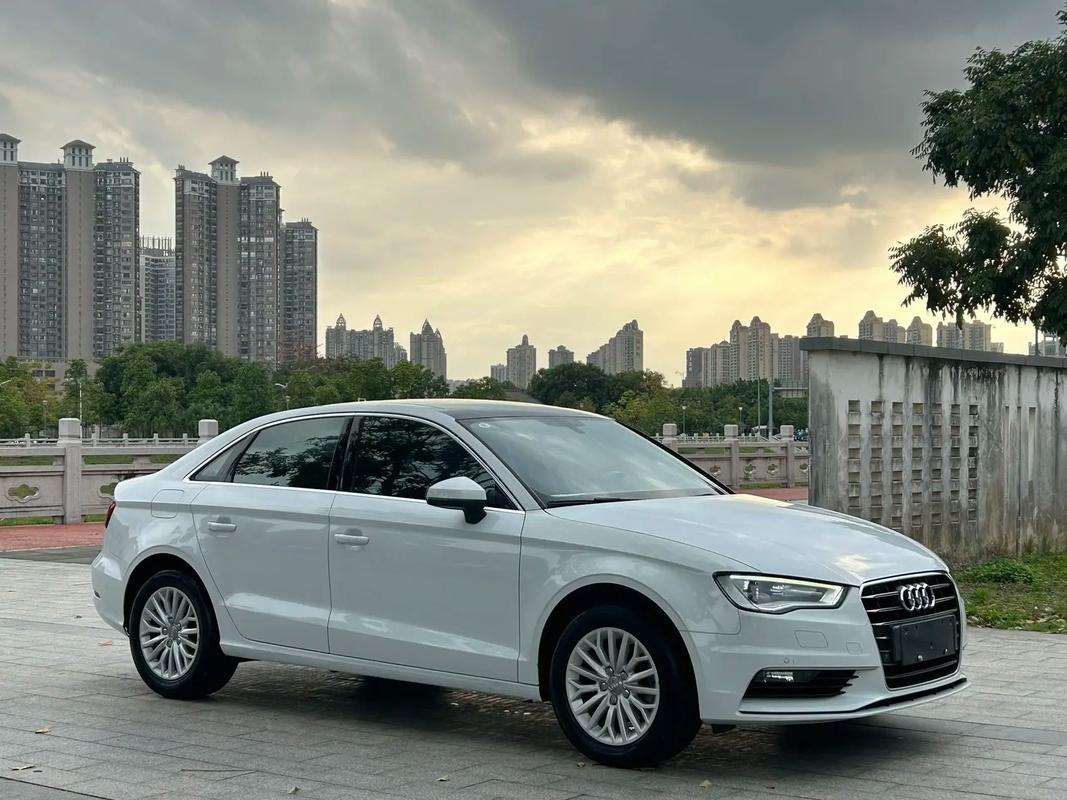 开了三年的奥迪a3能卖多少钱 奥迪a3三年的车能卖多少钱