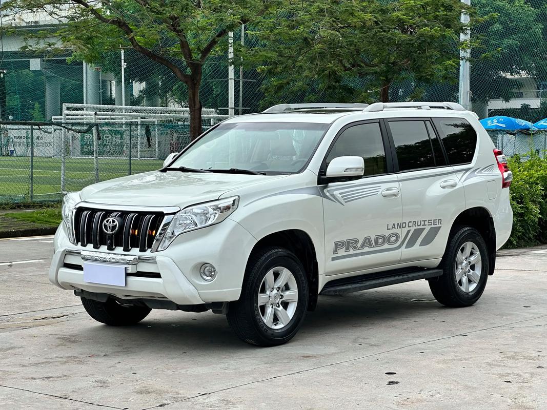 丰田霸道5700价格及图片(丰田霸道2017全新款价格)