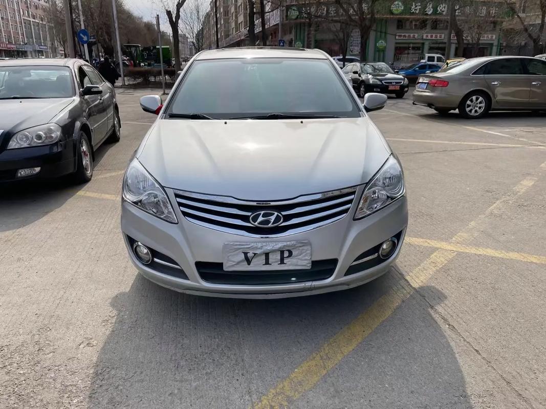 2012现代悦动的颜色及图片(现代悦动 颜色)