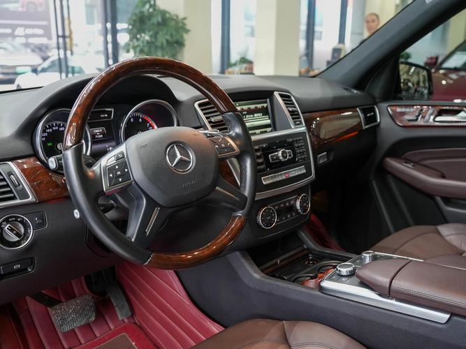 奔驰m级怎么样(奔驰m级质量怎么样)