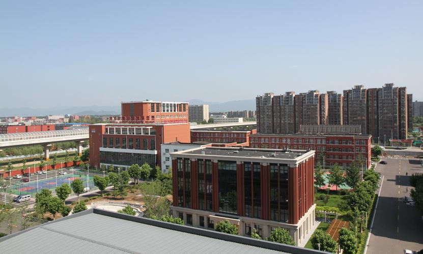 北京科技经营管理学院/北京科技经营管理学院沙河新校区