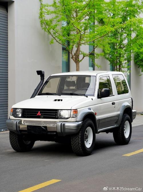 【三菱帕杰罗两门越野车,三菱帕杰罗两门越野车怎么样】