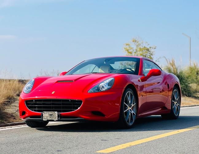 法拉利汽车介绍(法拉利车辆介绍)